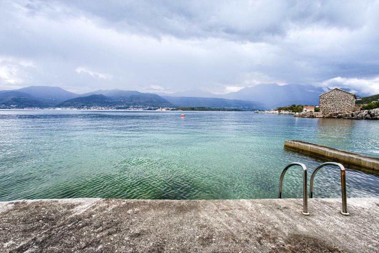 Apartments Porto Bjelila Tivat Exterior foto